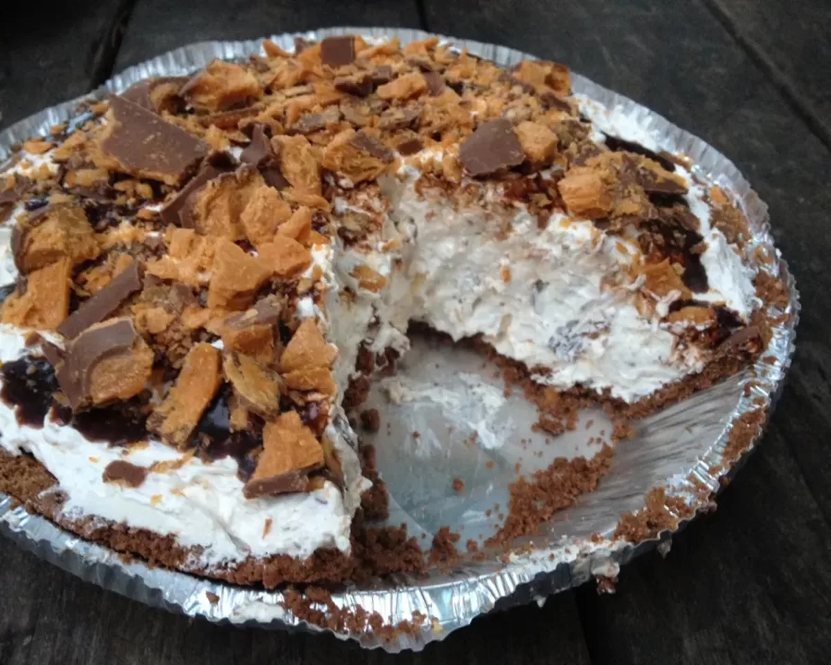 Butterfinger Pie