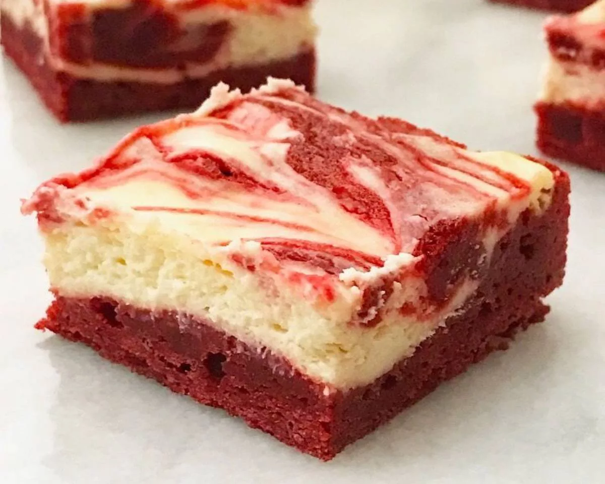 Red Velvet Cheesecake