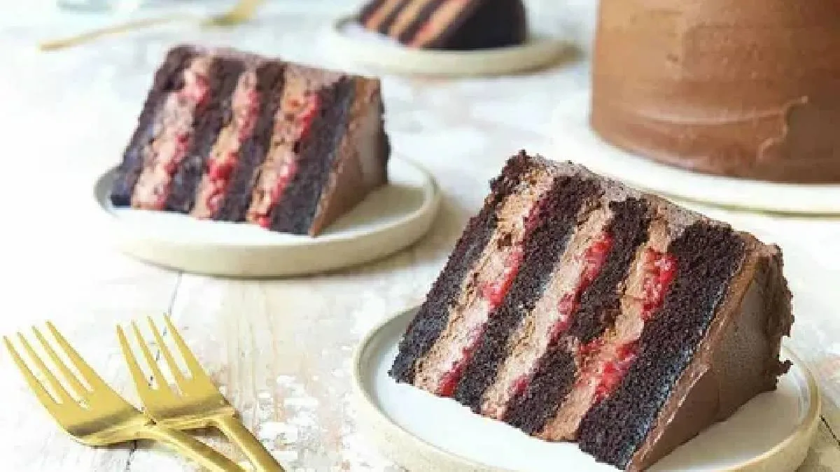 heavenly Chocolate Cake layered