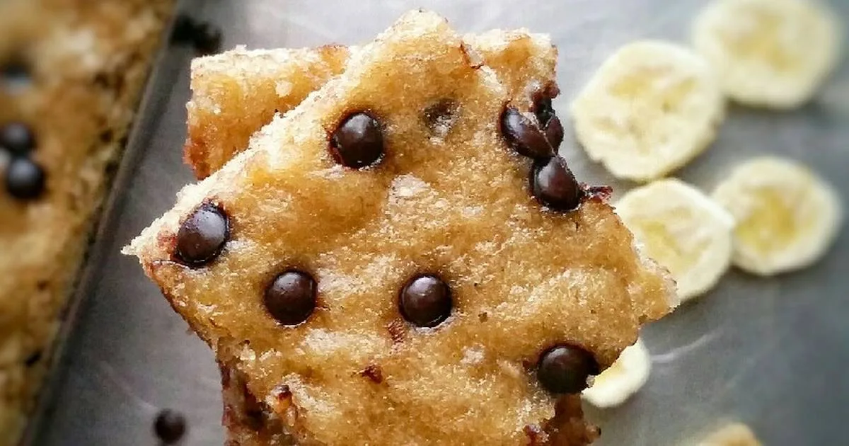 Chocolate Chip Banana Bars