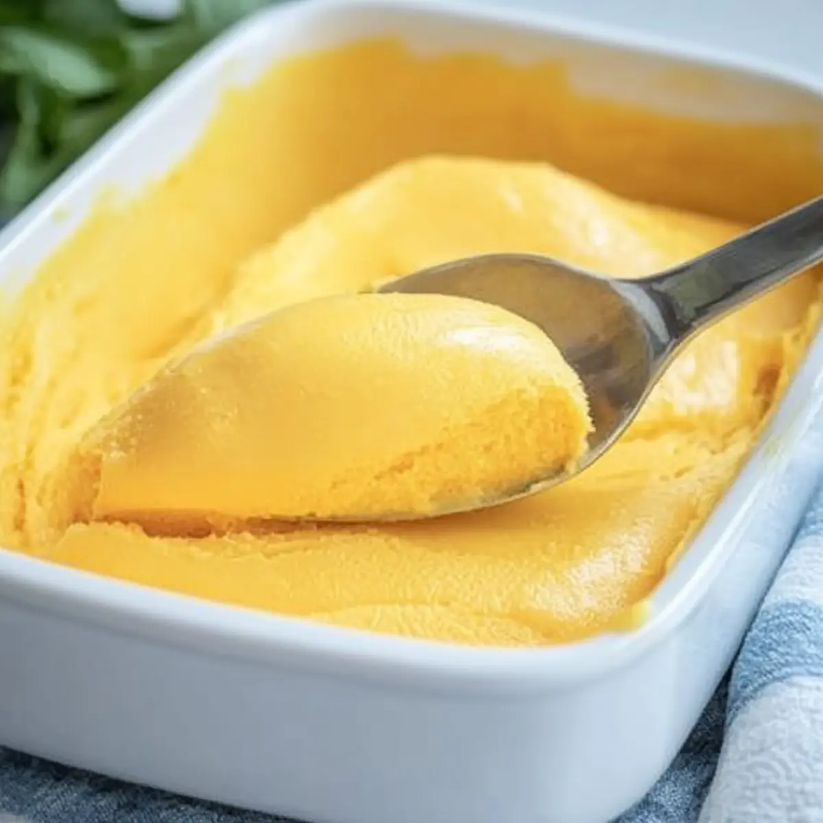 Creamy Mango Sorbet – Your No-Churn Tropical Escape